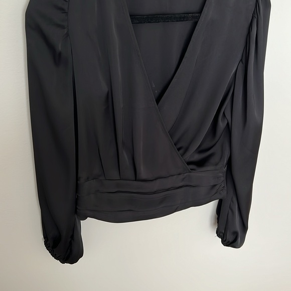 Express black blouse - Picture 2 of 6